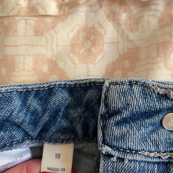 Style & Co. Women's Light Blue Distressed Boyfriend Jeans - Picture 8 of 9